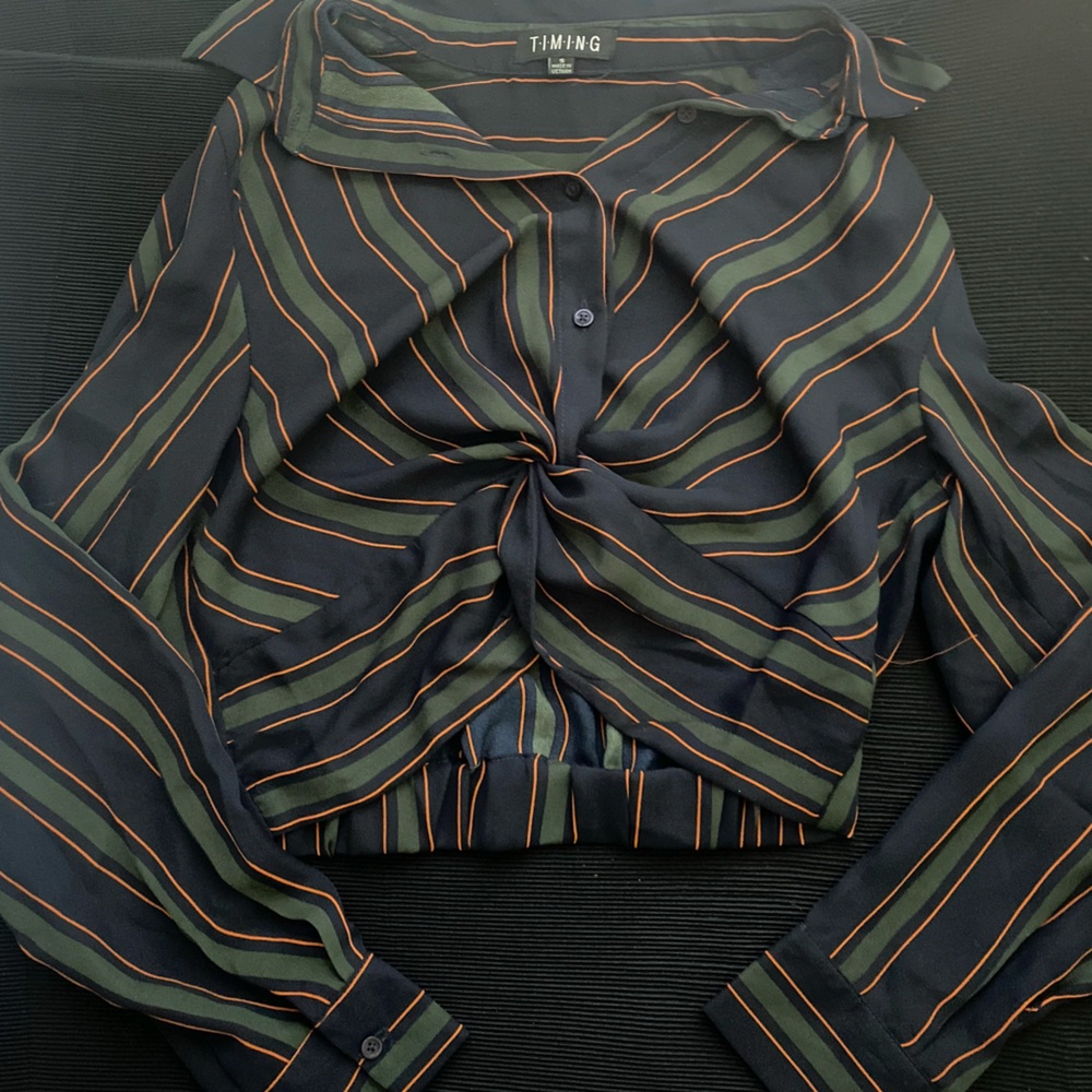 Striped crop top Blouse women’s size small S - Picture 9 of 11